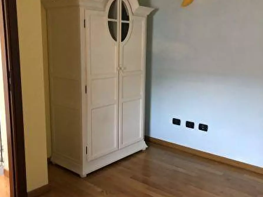 Immagine 18 di Villetta a schiera in vendita  a Castelnuovo Magra