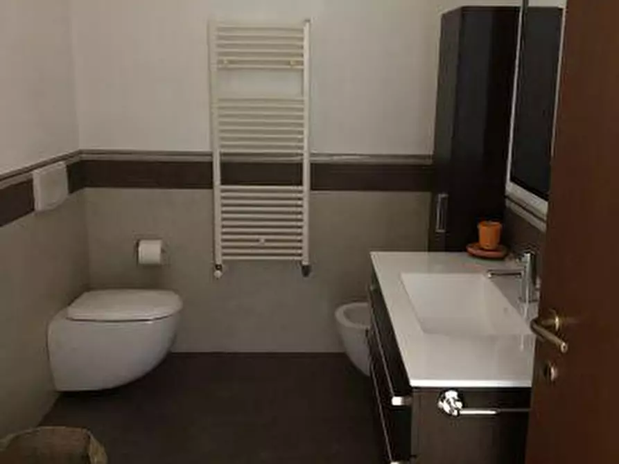 Immagine 8 di Villetta a schiera in vendita  a Castelnuovo Magra