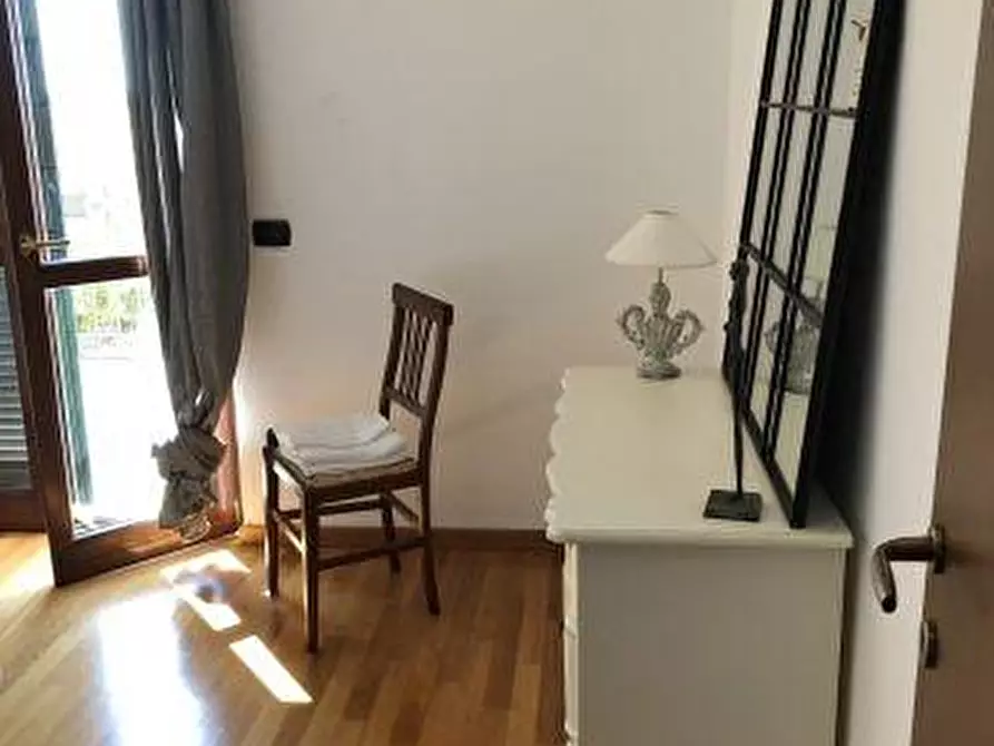 Immagine 20 di Villetta a schiera in vendita  a Castelnuovo Magra