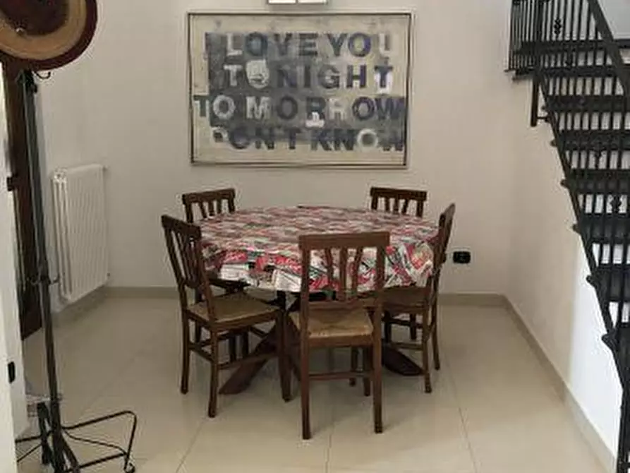 Immagine 6 di Villetta a schiera in vendita  a Castelnuovo Magra