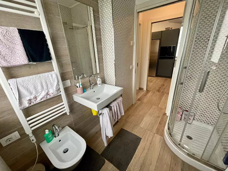 Immagine 20 di Casa bifamiliare in vendita  a Montignoso