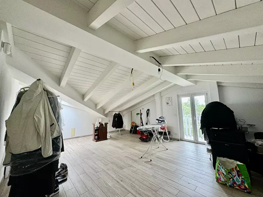 Immagine 23 di Casa bifamiliare in vendita  a Montignoso