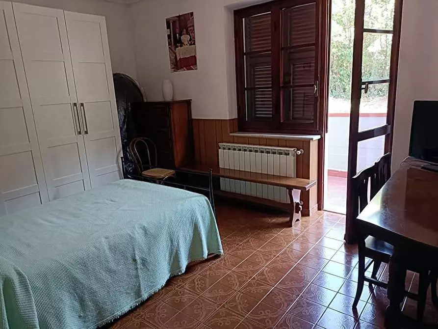 Immagine 31 di Porzione di casa in vendita  a Carrara