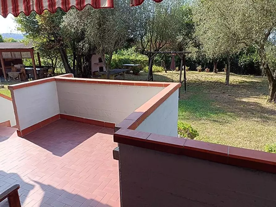 Immagine 21 di Porzione di casa in vendita  a Carrara