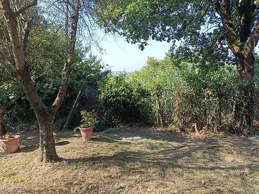 Immagine 12 di Porzione di casa in vendita  a Carrara