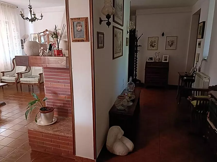 Immagine 14 di Porzione di casa in vendita  a Carrara