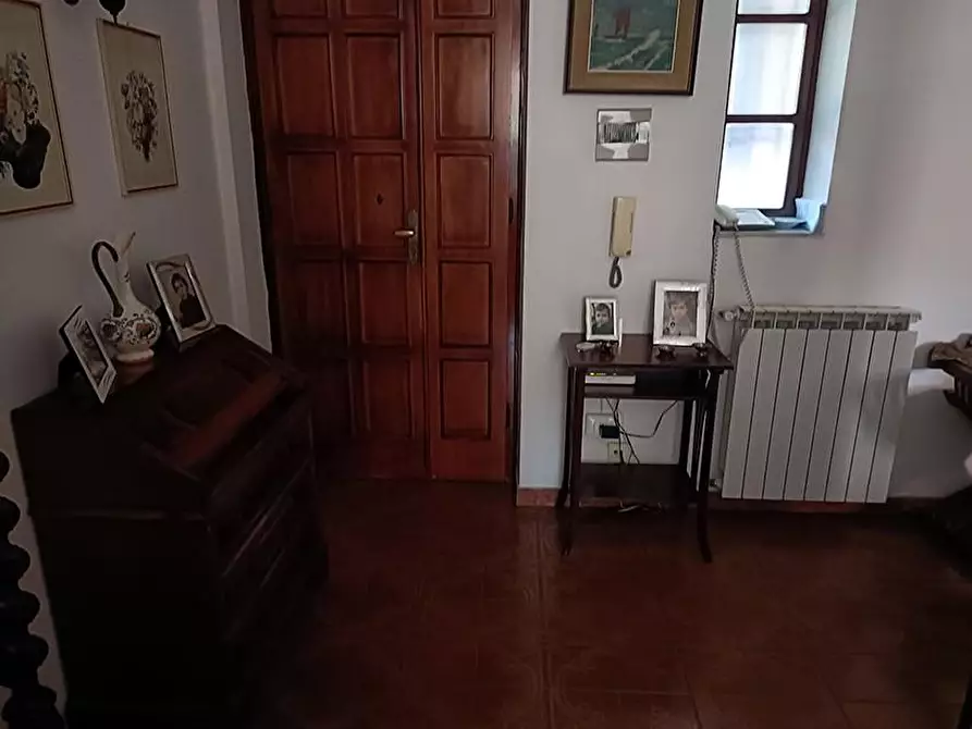 Immagine 13 di Porzione di casa in vendita  a Carrara