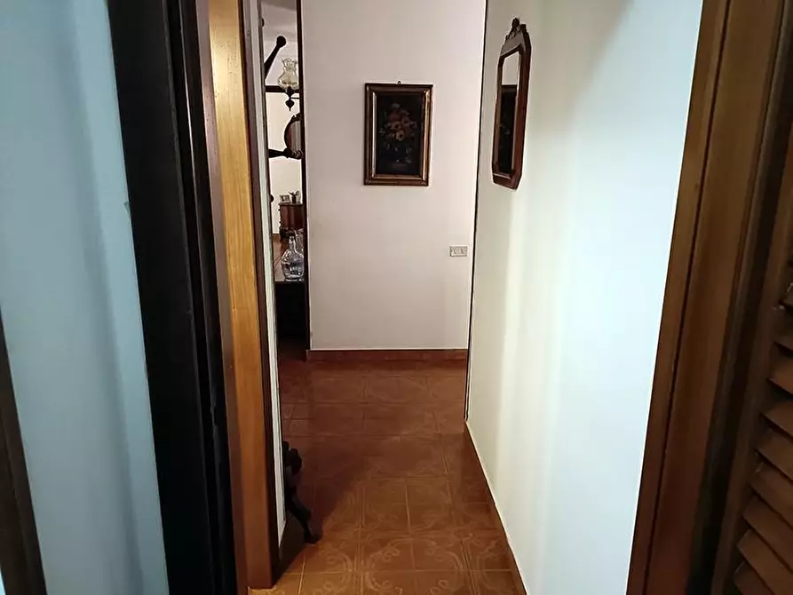 Immagine 37 di Porzione di casa in vendita  a Carrara
