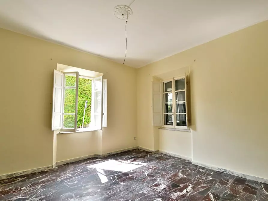 Immagine 13 di Villa in vendita  a Forte Dei Marmi