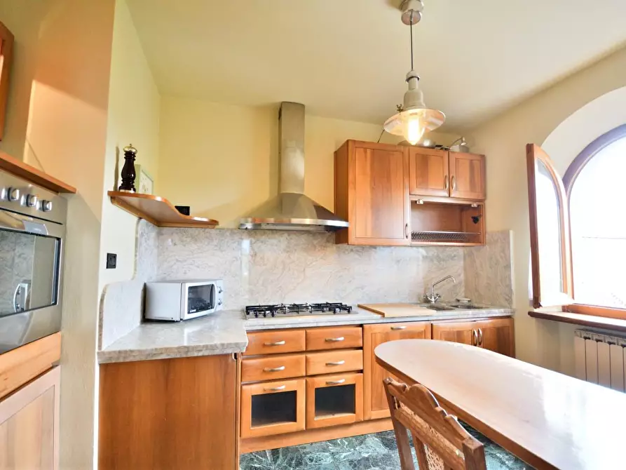 Immagine 6 di Villa in vendita  a Forte Dei Marmi