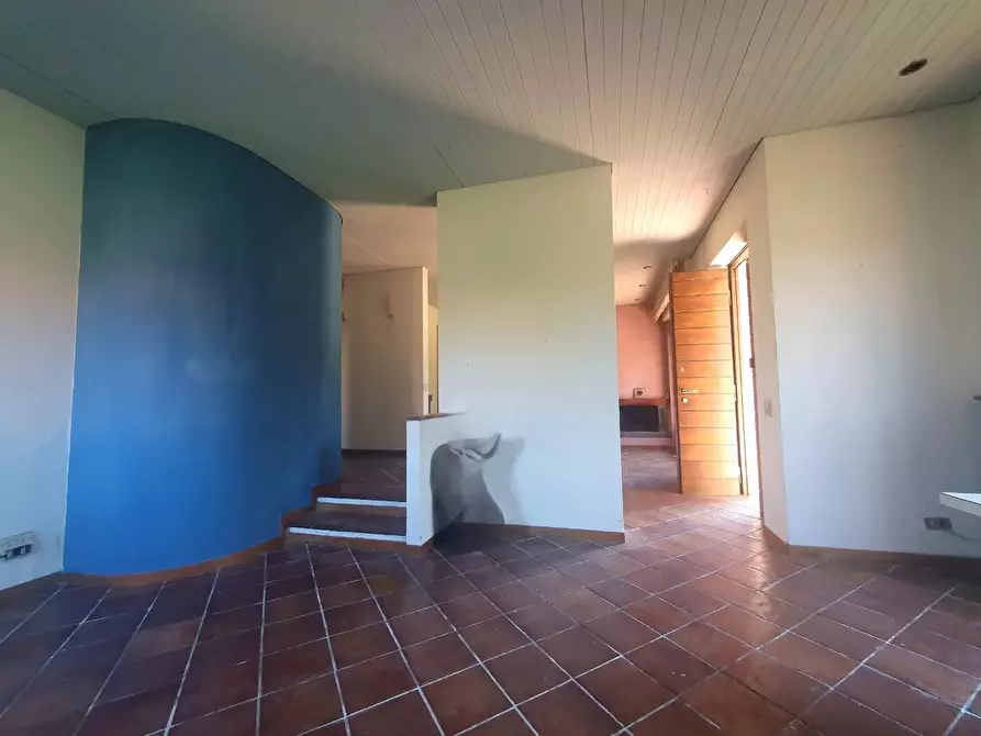 Immagine 36 di Casa bifamiliare in vendita  a Lucca