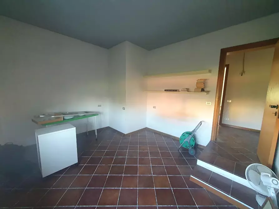 Immagine 44 di Casa bifamiliare in vendita  a Lucca