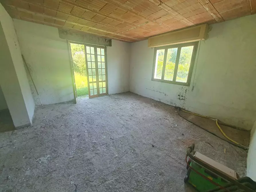 Immagine 58 di Casa bifamiliare in vendita  a Lucca