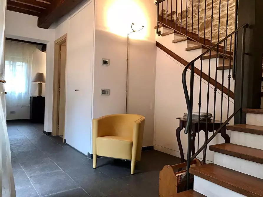 Immagine 8 di Rustico / casale in vendita  a Camaiore