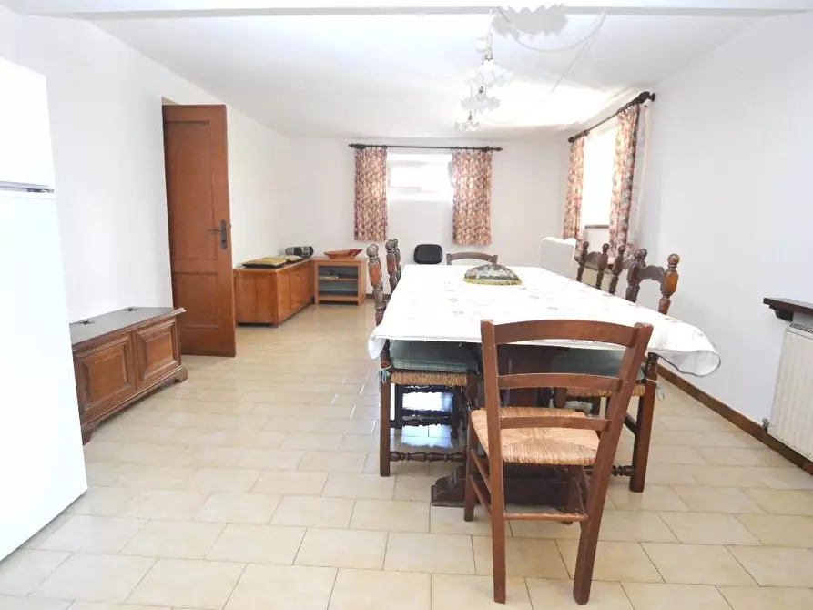 Immagine 21 di Villa in vendita  a Lucca