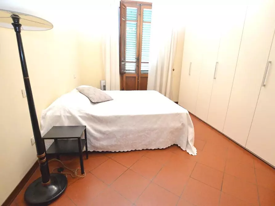 Immagine 6 di Villa in vendita  a Lucca