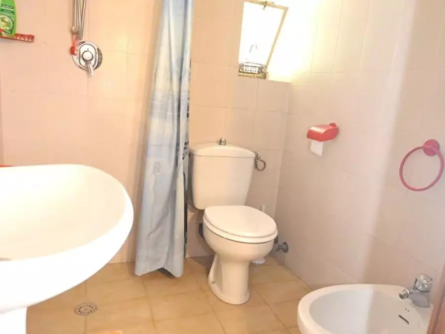 Immagine 24 di Villa in vendita  a Lucca