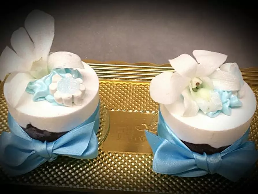 Immagine 15 di Attività commerciale in vendita  a Massarosa