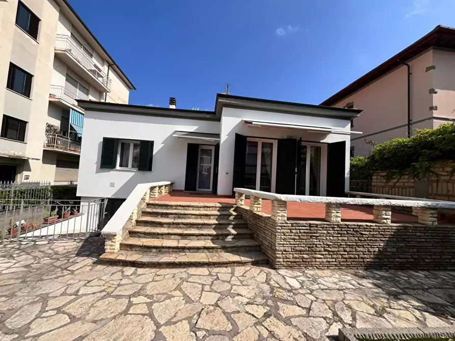 Immagine 31 di Casa bifamiliare in vendita  a Cecina