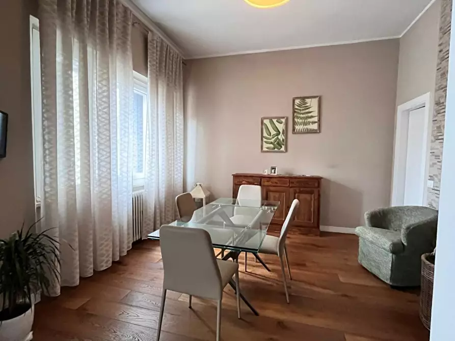 Immagine 3 di Casa bifamiliare in vendita  a Cecina