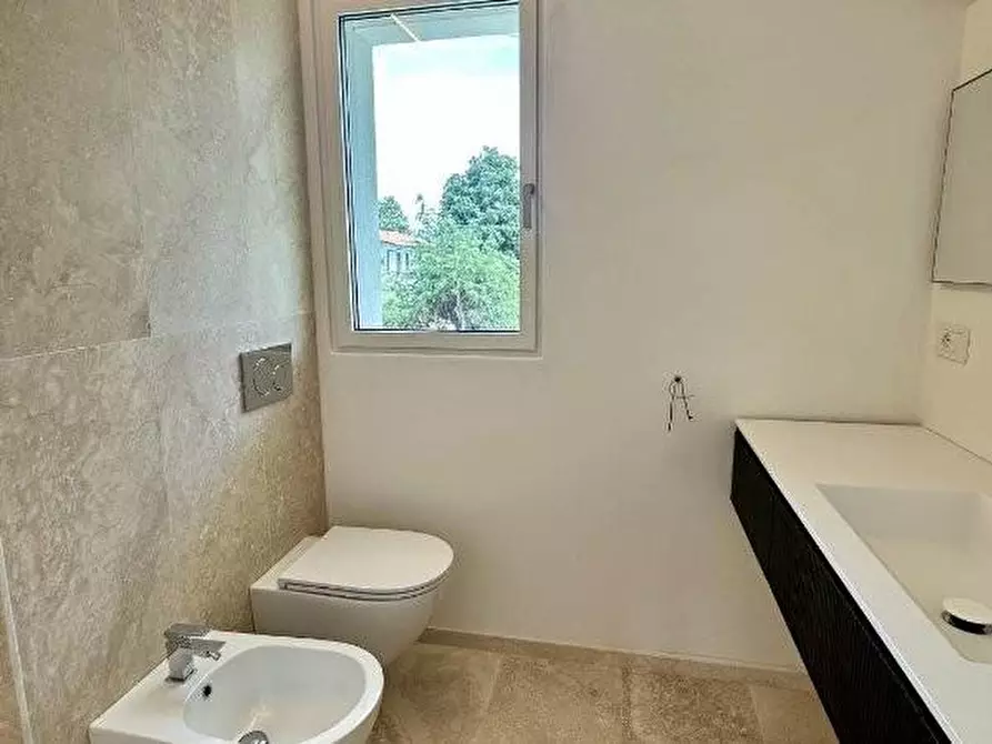 Immagine 56 di Villa in vendita  a Pietrasanta