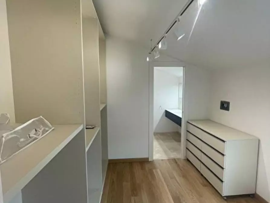 Immagine 59 di Villa in vendita  a Pietrasanta