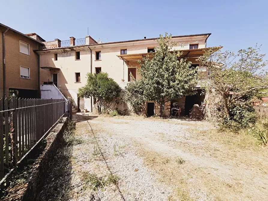 Immagine 2 di Terratetto in vendita  a Massa