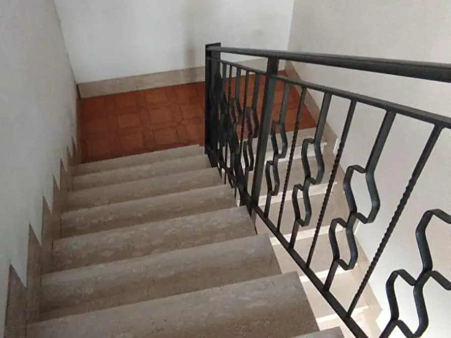 Immagine 15 di Casa semindipendente in vendita  a Massa