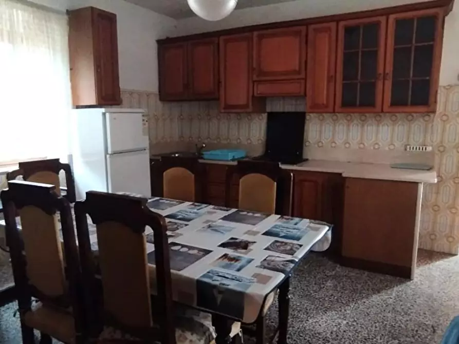 Immagine 10 di Casa semindipendente in vendita  a Massa