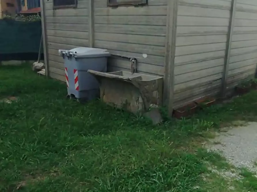 Immagine 29 di Casa semindipendente in vendita  a Massa