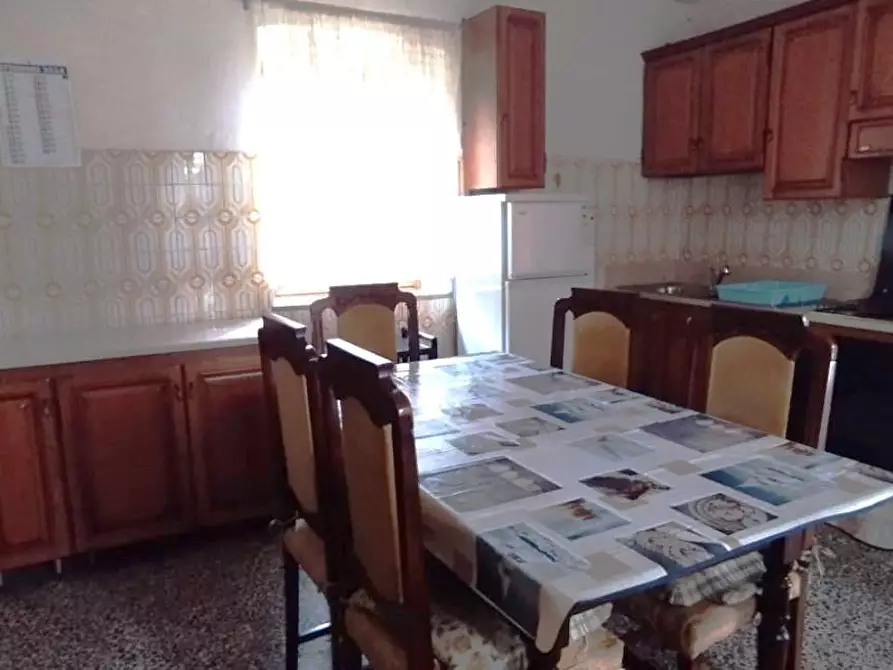 Immagine 9 di Casa semindipendente in vendita  a Massa