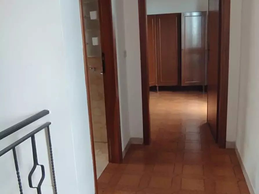 Immagine 16 di Casa semindipendente in vendita  a Massa