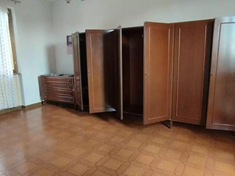 Immagine 19 di Casa semindipendente in vendita  a Massa