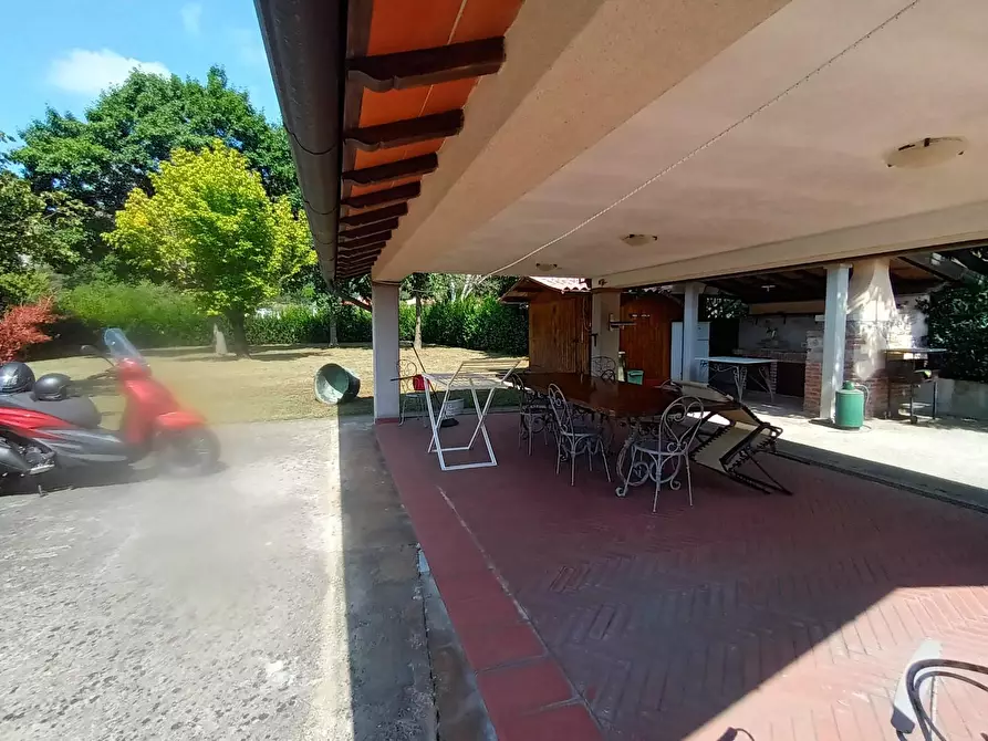 Immagine 46 di Casa bifamiliare in vendita  a Camaiore