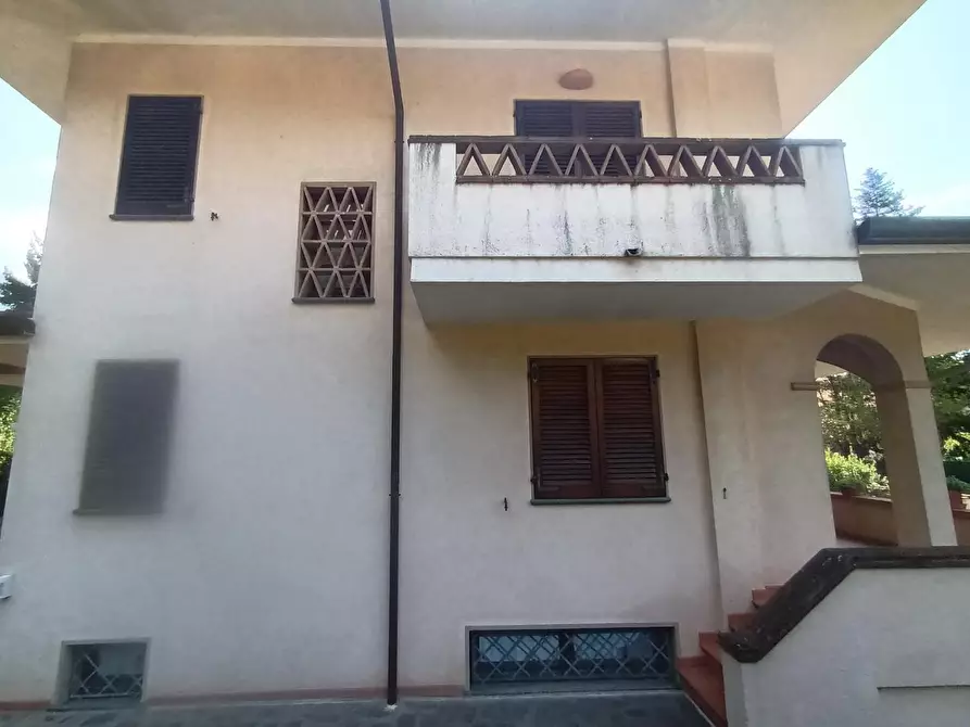 Immagine 47 di Casa bifamiliare in vendita  a Camaiore