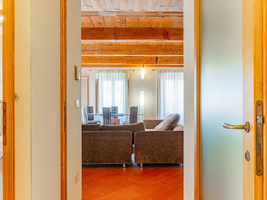 Immagine 10 di Appartamento in vendita  a Calci