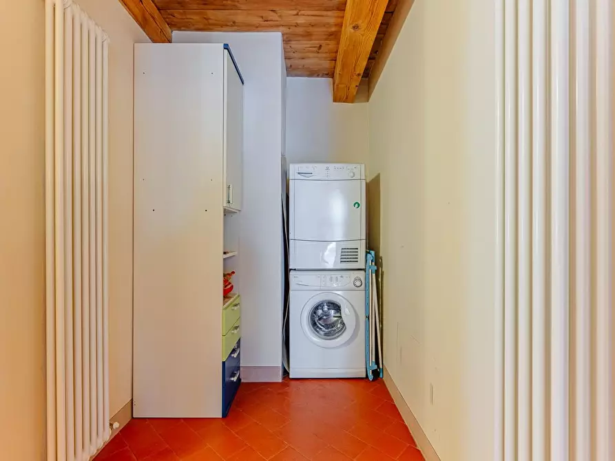 Immagine 18 di Appartamento in vendita  a Calci