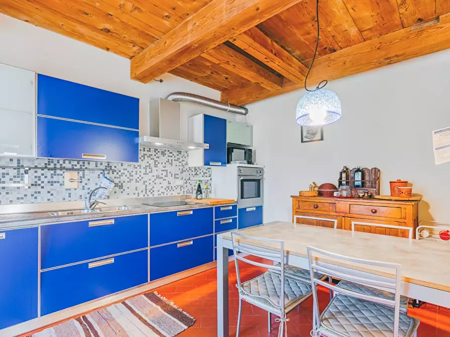 Immagine 8 di Appartamento in vendita  a Calci