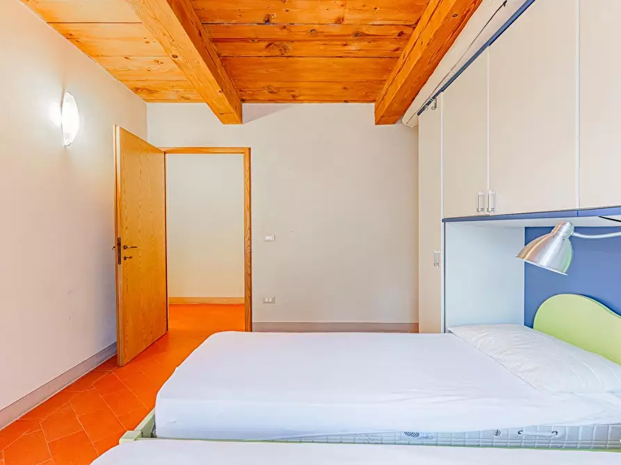 Immagine 15 di Appartamento in vendita  a Calci