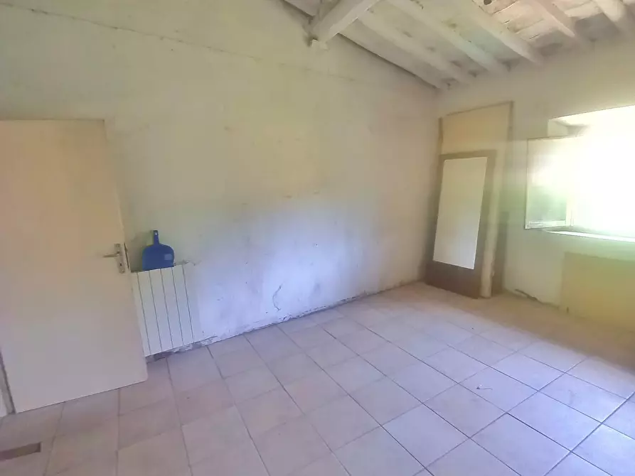 Immagine 23 di Appartamento in vendita  a Gambassi Terme