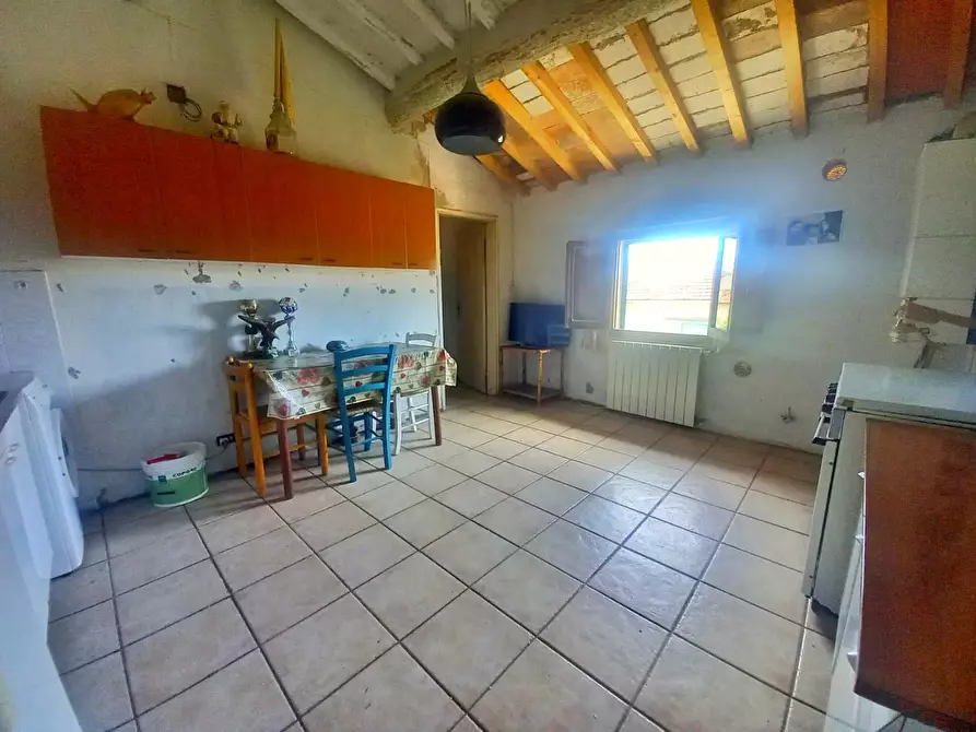 Immagine 4 di Appartamento in vendita  a Gambassi Terme