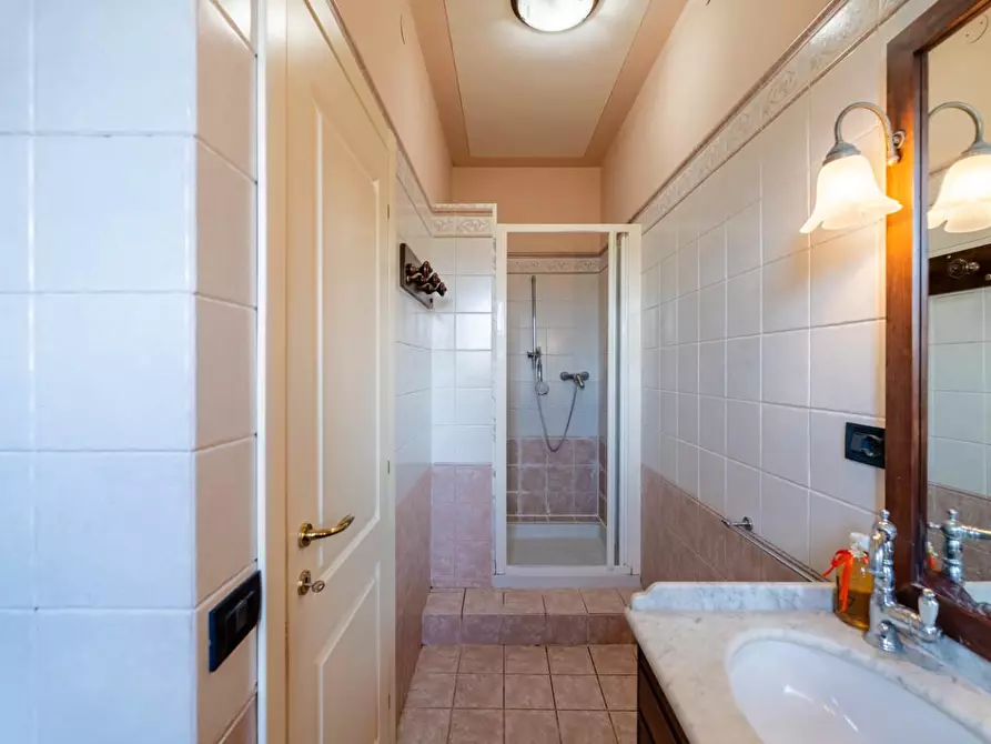 Immagine 23 di Appartamento in vendita  a Casciana Terme Lari