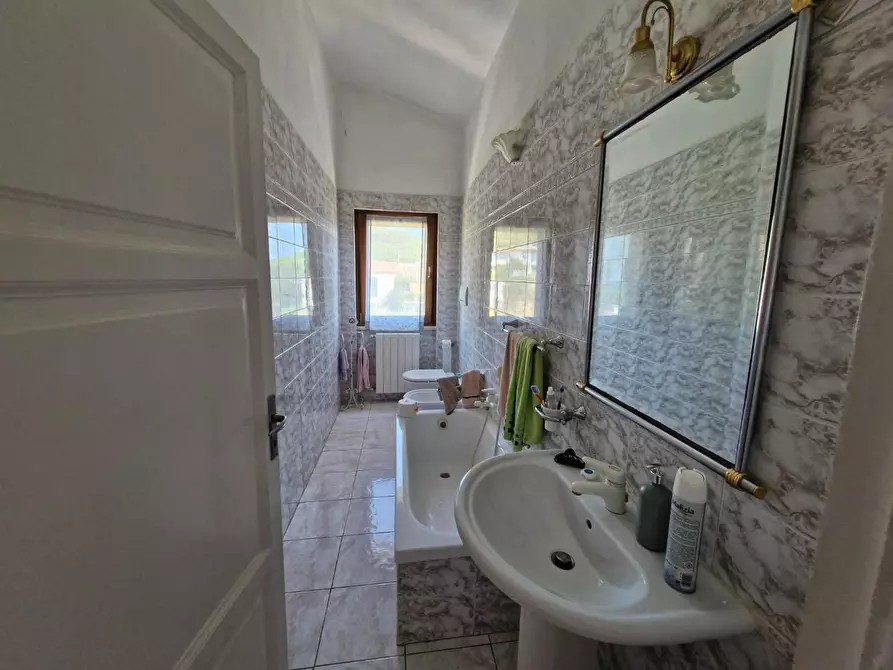 Immagine 15 di Casa bifamiliare in vendita  a Rio Marina