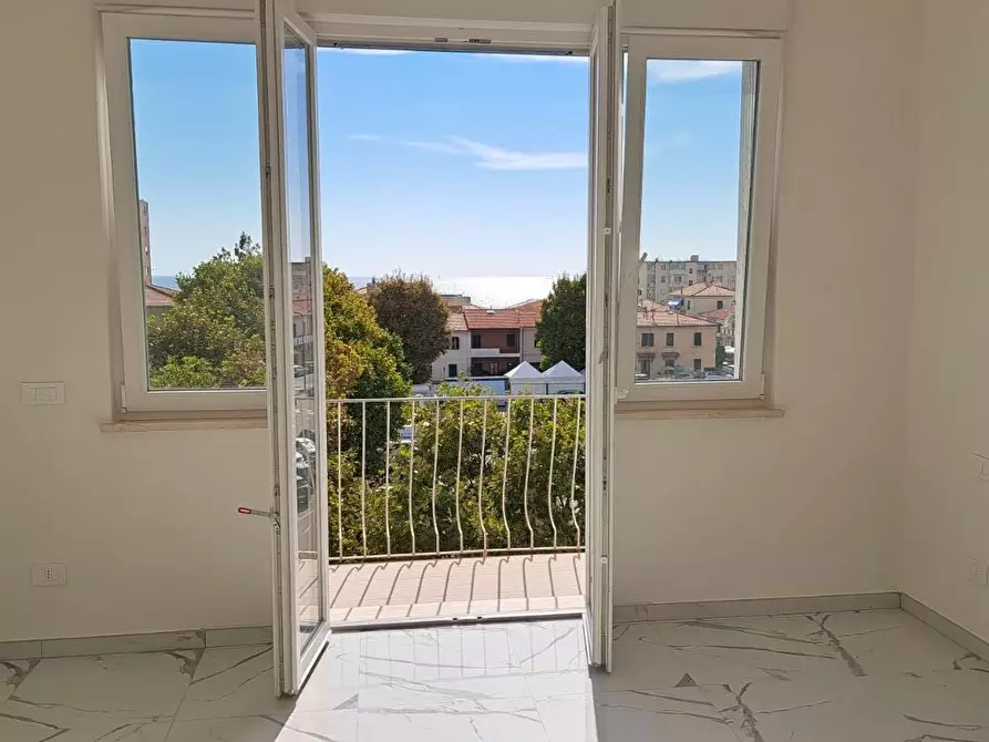 Immagine 2 di Appartamento in vendita  a Rosignano Marittimo