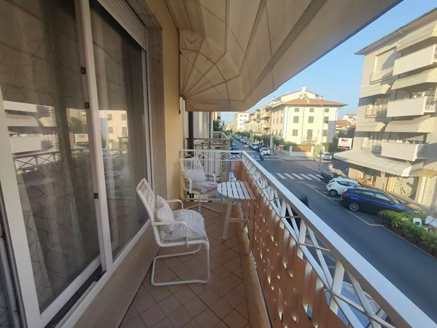 Immagine 24 di Appartamento in affitto  a Viareggio
