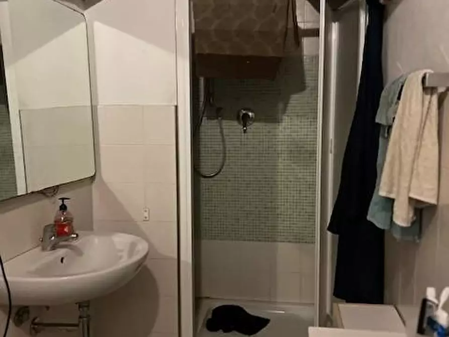 Immagine 7 di Appartamento in affitto  a Siena