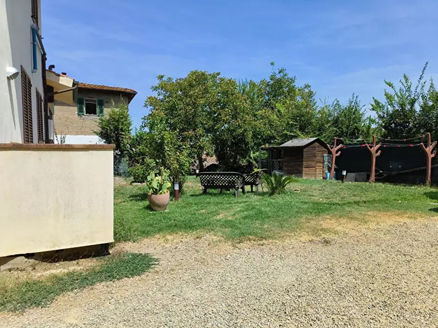 Immagine 23 di Villa in vendita  a Castelfiorentino