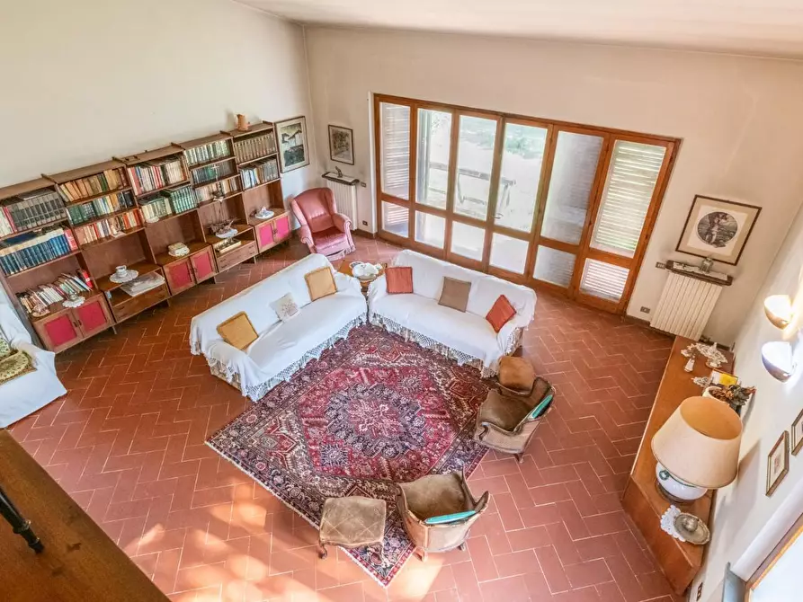 Immagine 39 di Villa in vendita  a Vicopisano