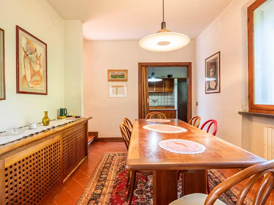 Immagine 3 di Villa in vendita  a Vicopisano