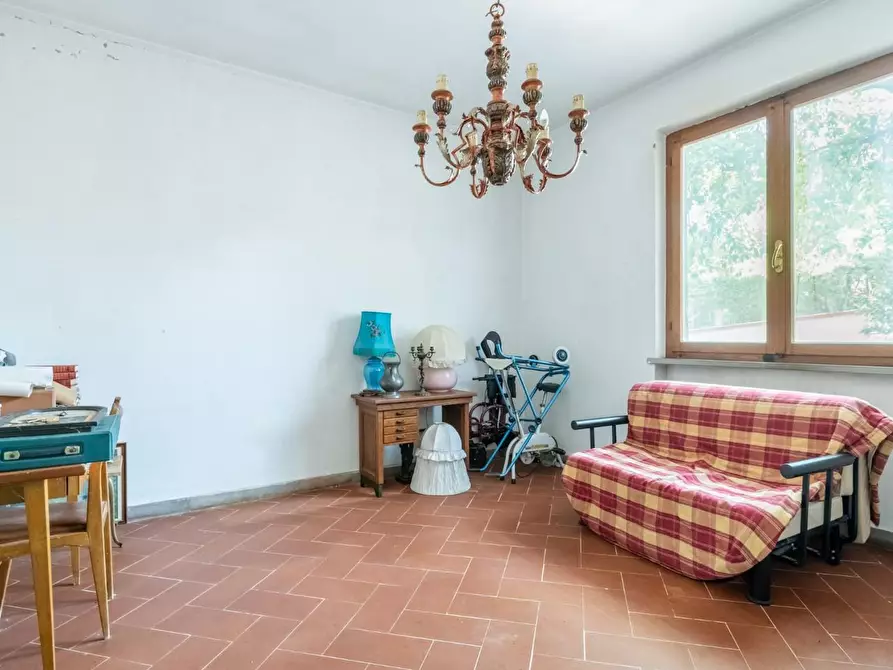 Immagine 26 di Villa in vendita  a Vicopisano